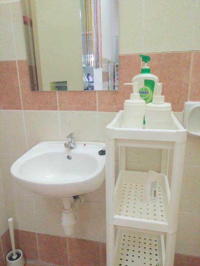 E&A Homestay Klia/ Sepang/ Nilai Eksteriør bilde